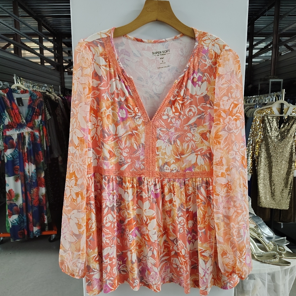 Torrid Babydoll Floral Top Coral | V-Neck Sheer Balloon Sleeve | Plus Size 2/2X - Picture 5 of 11